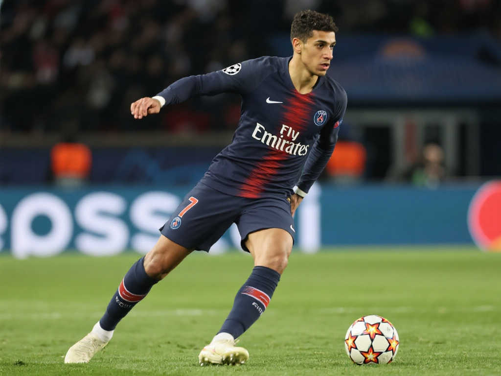 在这个充满 在这个充满